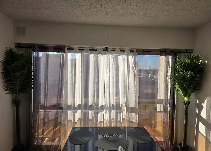 Loft En Plein Centre, Vue Port