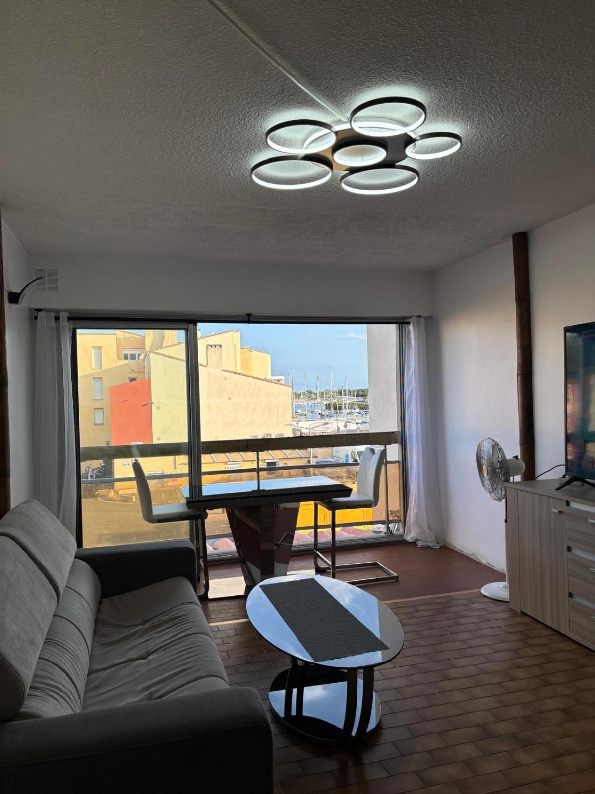 Loft En Plein Centre, Vue Port Agde